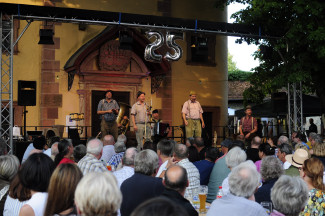 Musikkabarett auf dem Kirchhof