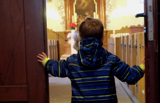 Kinder entdecken Kirche