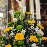 Blumenschmuck Kirche